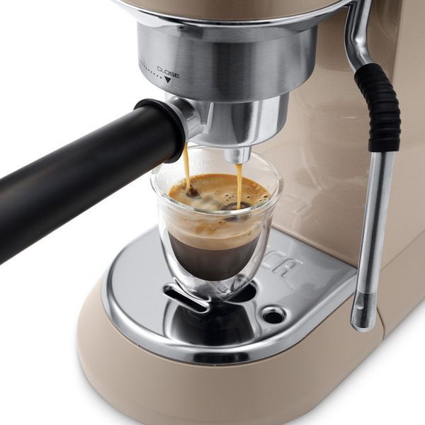 Кавоварка DeLonghi EC 885 BG 8004399024939 фото